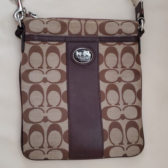 Coach Handbags - Coach Crossbody